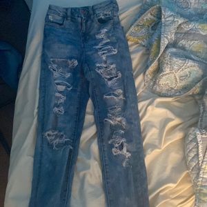 American Eagle ripped jeans size 00 , short length